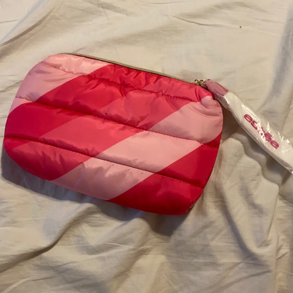 Ester Lauder cosmetic bag